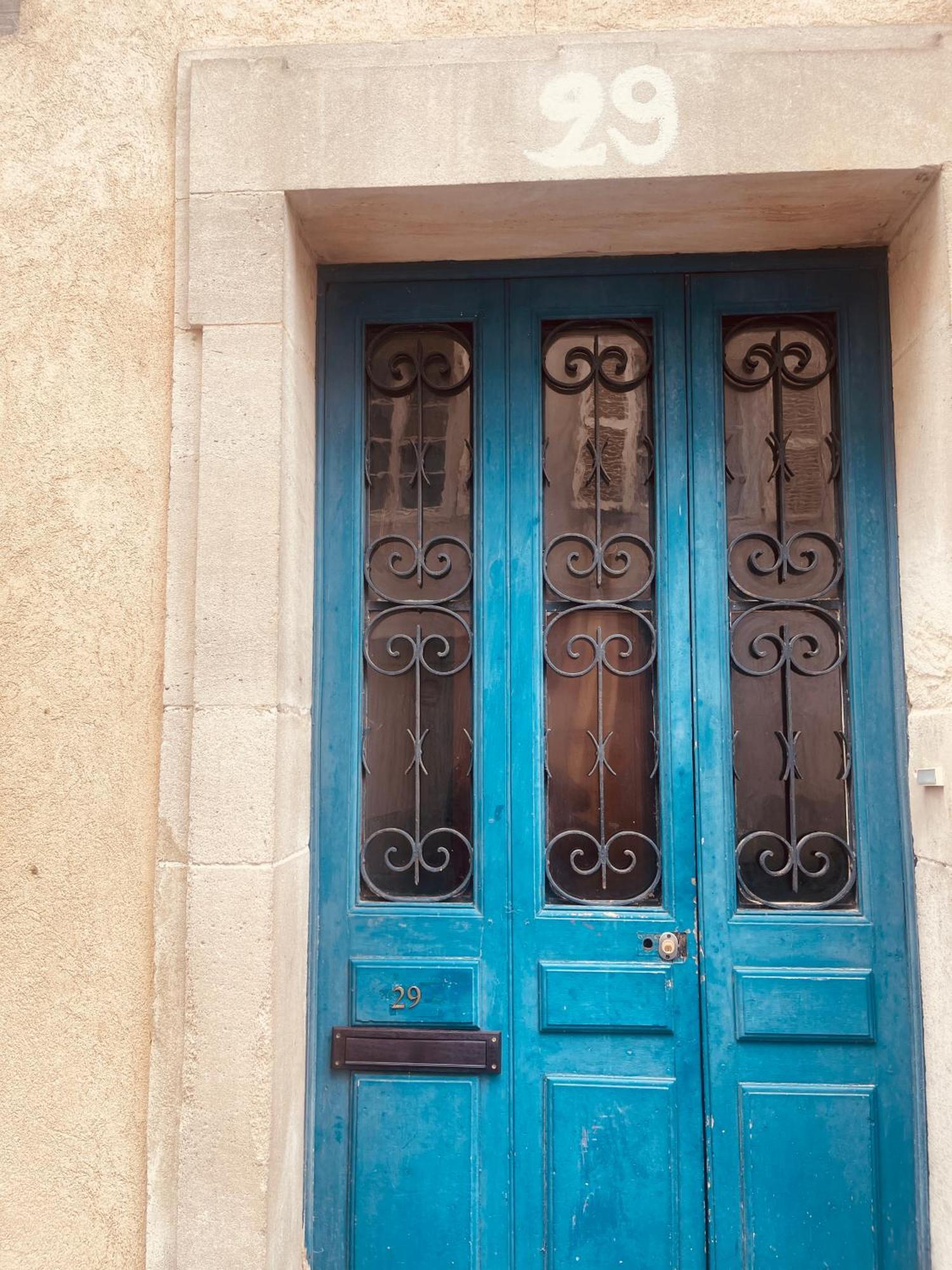 Rent Big Room With Breakfast Free In Old City Nancy Dış mekan fotoğraf