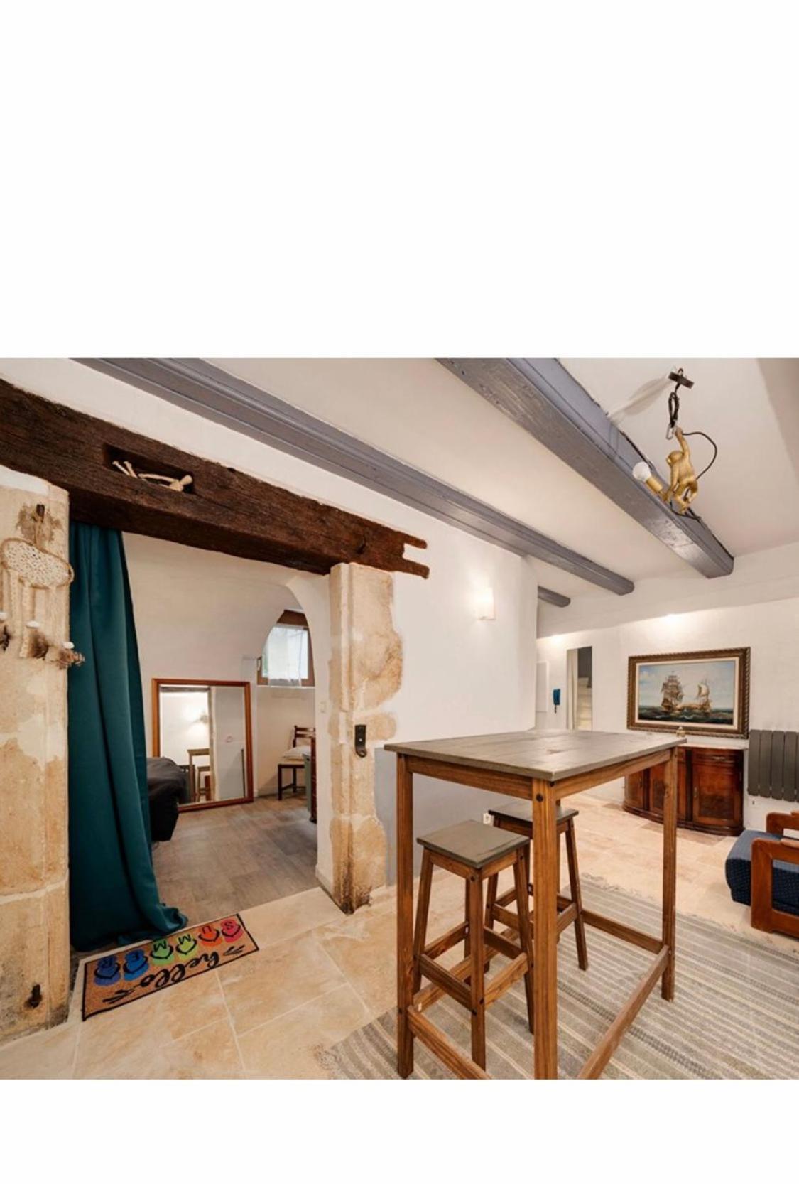 Rent Big Room With Breakfast Free In Old City Nancy Dış mekan fotoğraf